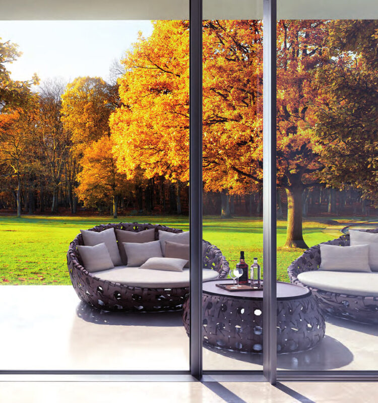 Portafinestra interni esterni design ambiente luminoso Portafinestra interni esterni design ambiente luminoso