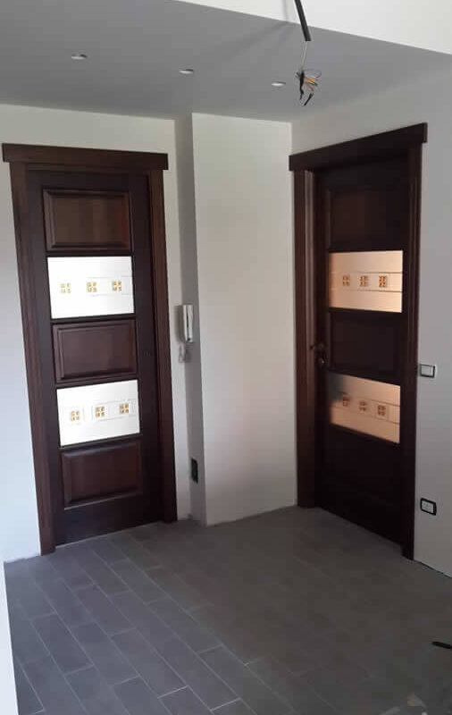 Porte per interni in legno massello Milano