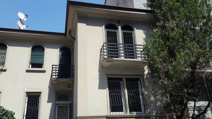 Realizzazione in villa a Milano di finestre - serramenti - infissi