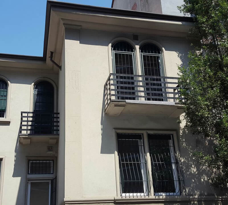 Realizzazione in villa a Milano di finestre - serramenti - infissi