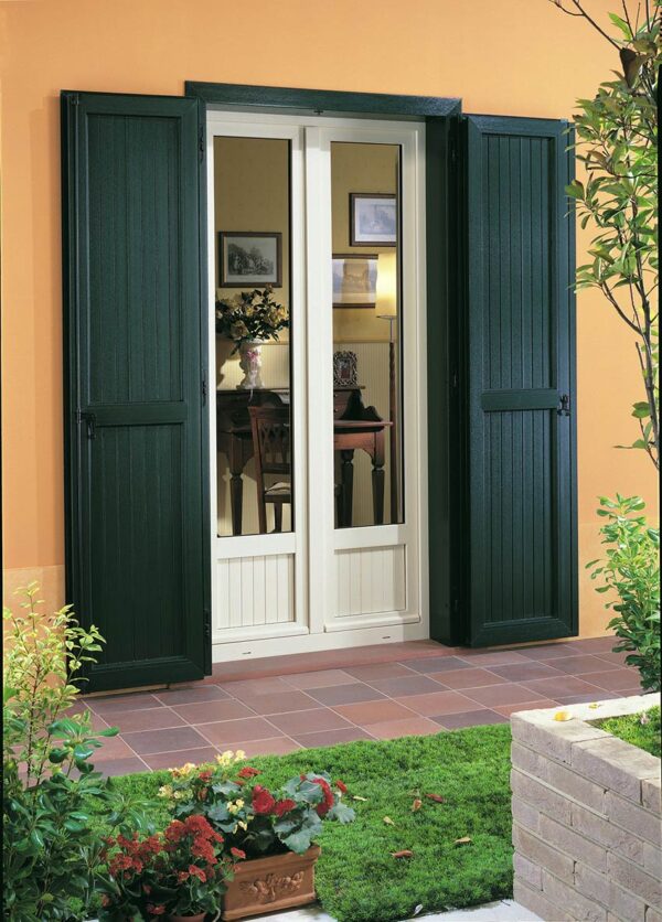 Porta finestra in pvc con Persiana Althea verde antico con antone cieco